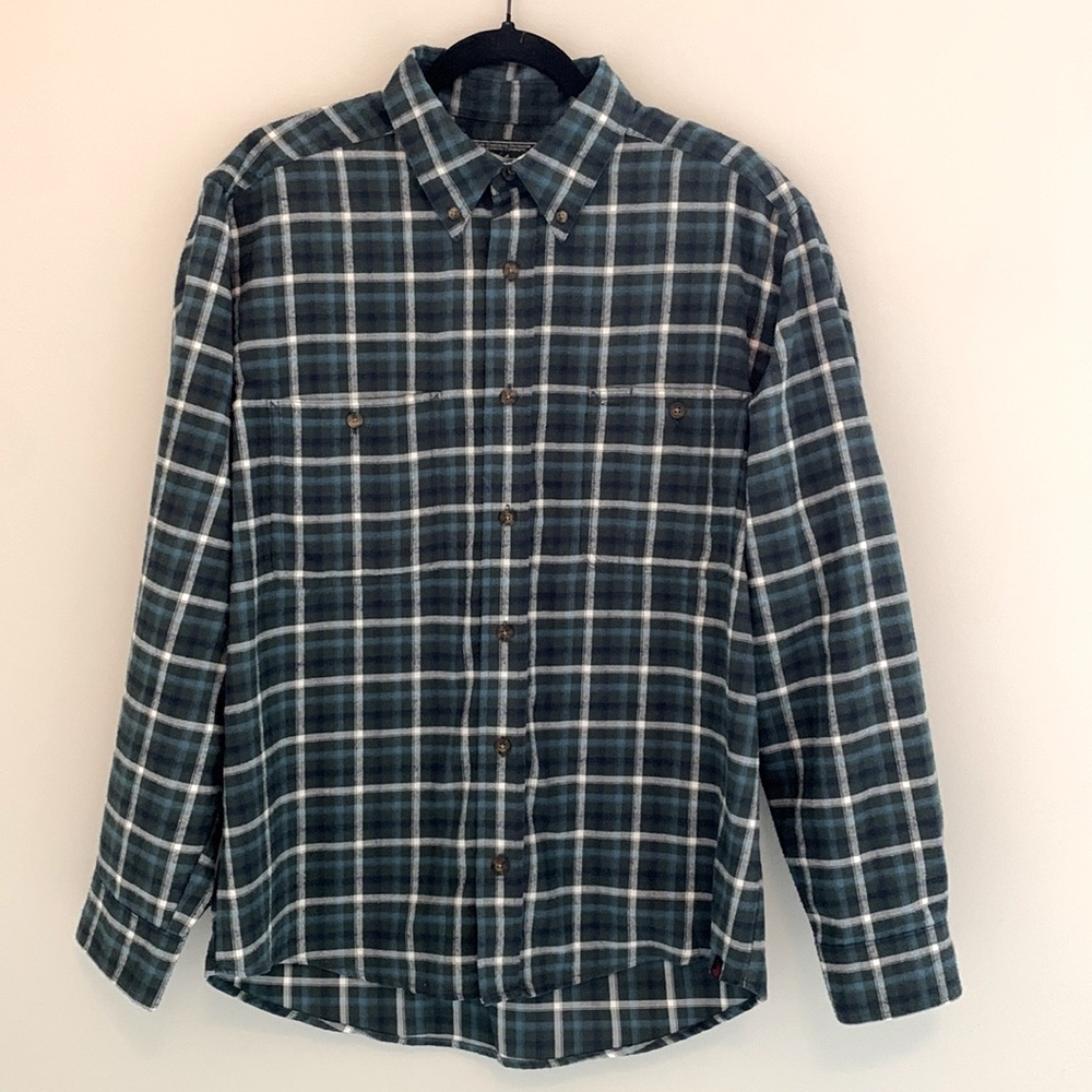 Woolrich Flannel Button Down Medium - image 1